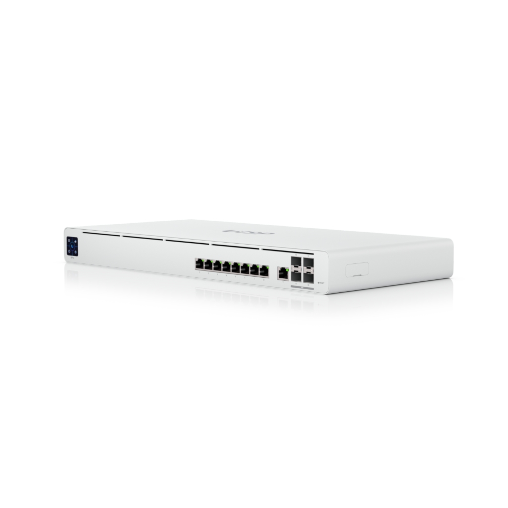 UISP-R-Pro-UBNT UISP Router Pro (UISP-R-Pro) – 10G SFP+ Uplink, 9 Port, 9.5 Gbps NAT Performance ISP Router